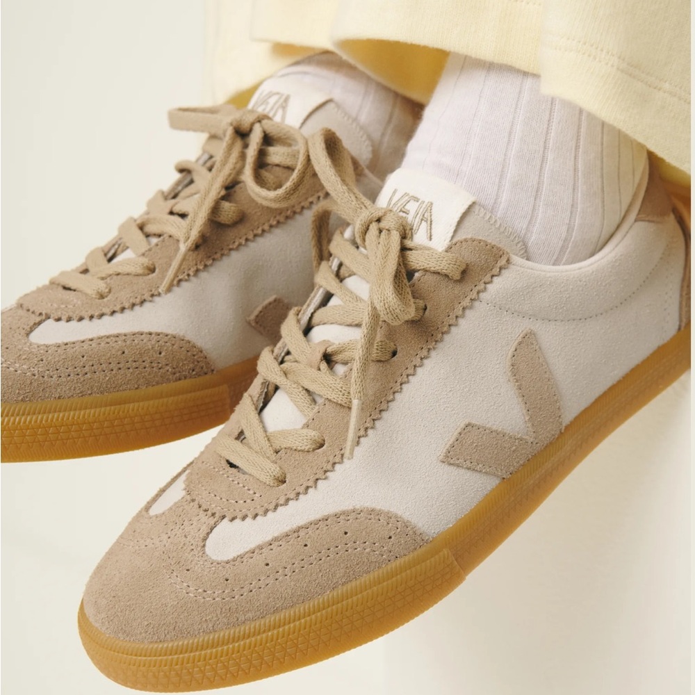 Beautiful natural colored Veja sneakers